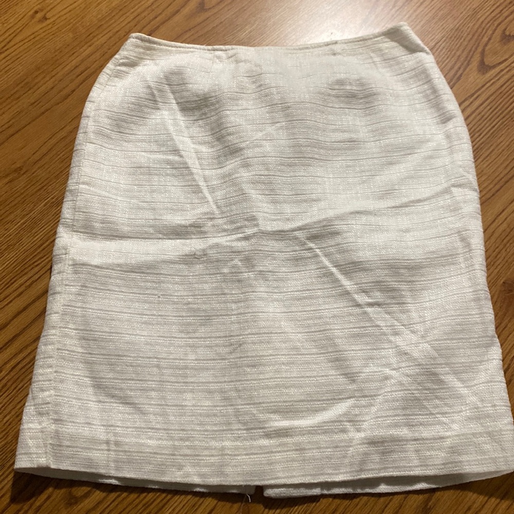 Merona women’s midi skirt color white size 4